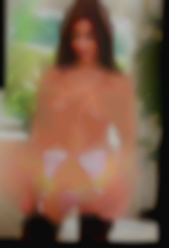 Wife caught nude at home in women kch in Bremerton.